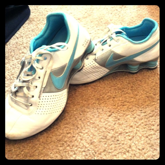 Nike Shoes - Size 8 blue Nike Shocks tennis shoes