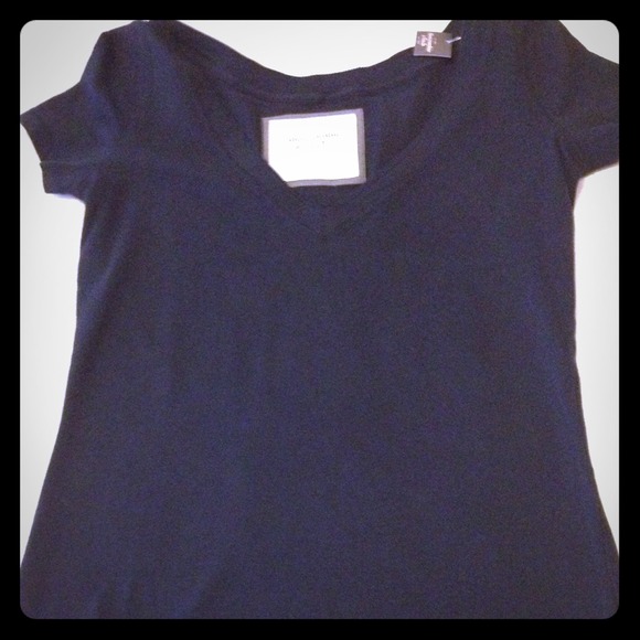 Bundle for Leah: Abercrombie shirt and gray shoes