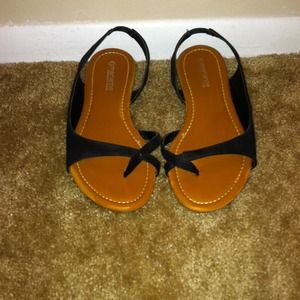 black flats 💥TRADE 💥W-@raebeezy 4 leopard dress