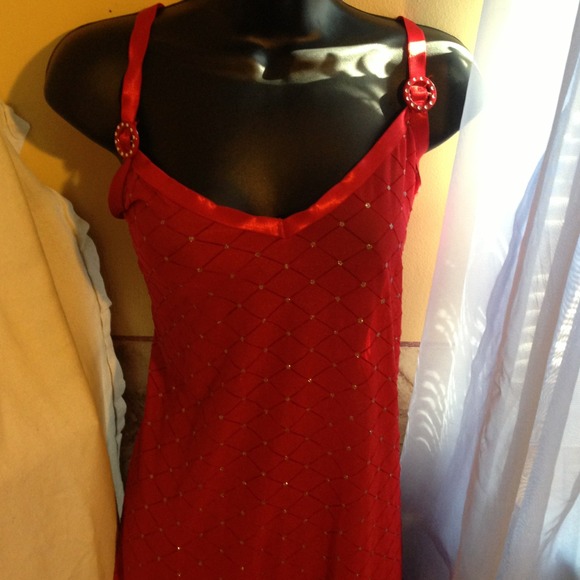 Negligee - Picture 2 of 2