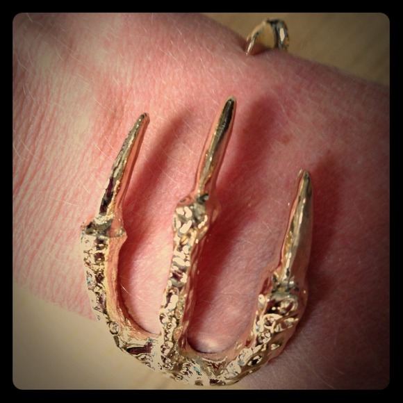 Talon cuff bracelet - yellow gold