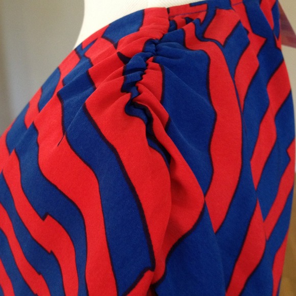 🚫SOLD Blue and red striped dress - Picture 3 of 4