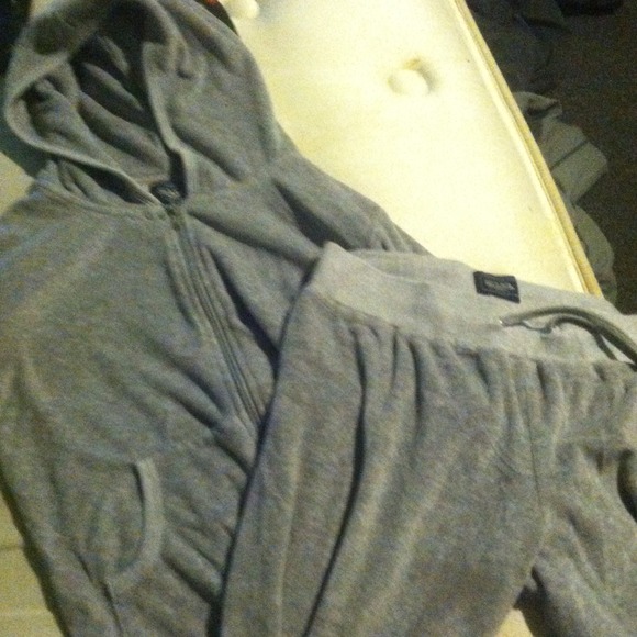 Von Dutch velour set, worn once