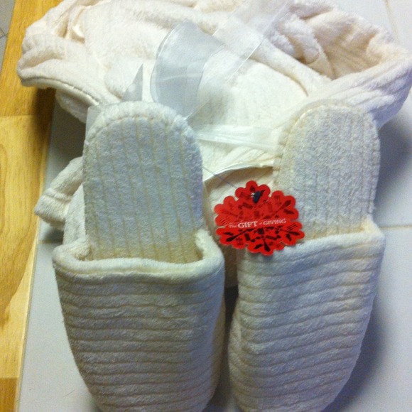 🎉SOLD IN BUNDLE🎉NWT Croft&Barrow Spa Set🎉