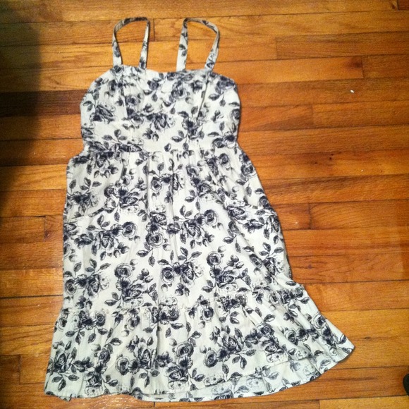 Mossimo rose print summer dress