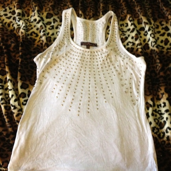 Studded tank
