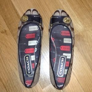 💕REDUCED💕Coach Flats with Brass Turnlock Buckle