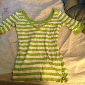 3/4 sleeve green and white tunic.