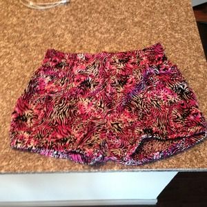 Pink leopard shorts size large
