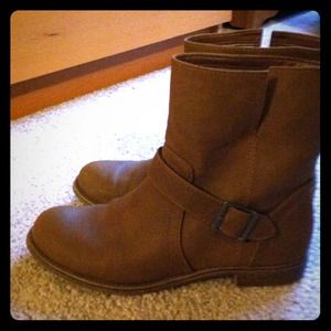 American eagle booties