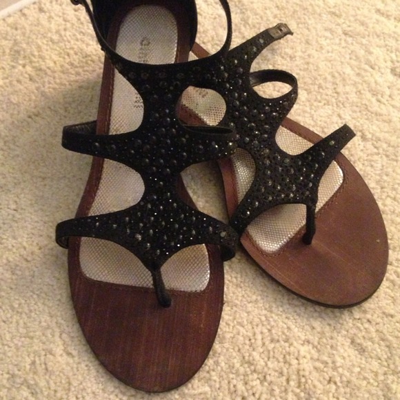 Black sparkle sandals