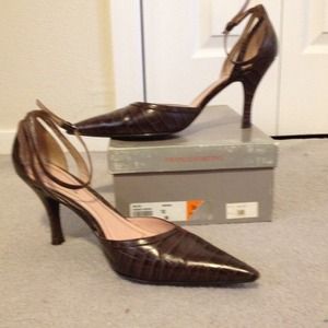 **Sold Bundle Deal**Brown Croc Pumps