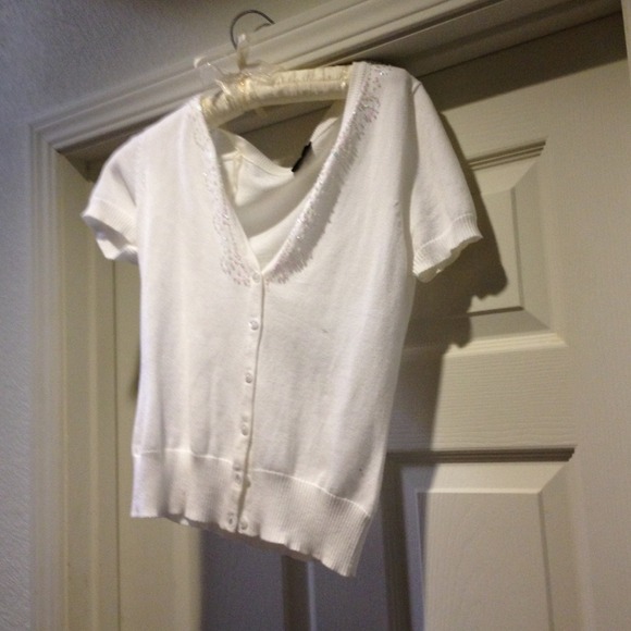 Delicate white short sleeve beaded cardigan