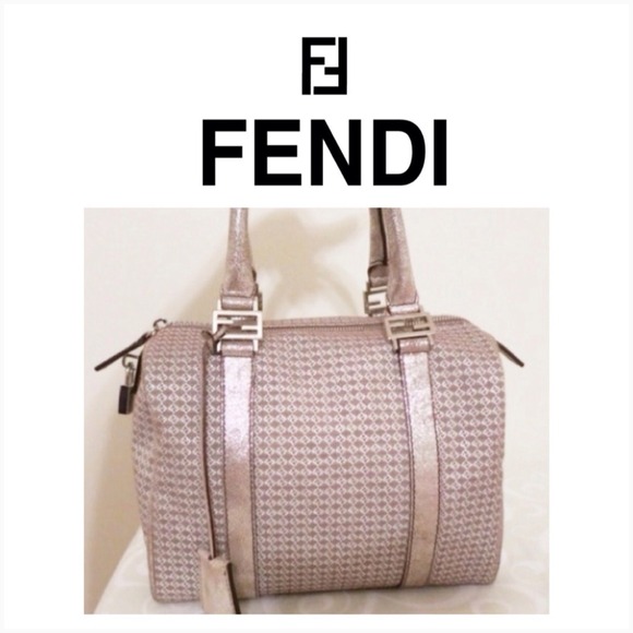 FENDI Handbags - ⭕️SOLD Locally⭕️Fendi Monogram Handbag