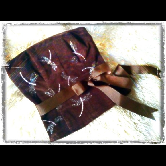 NOTICE dragonfly strapless top!