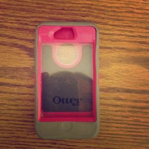 Otter box case for iPhone 4S