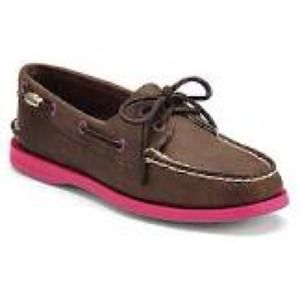 Brand New Brown and fuchsia Women's Sperry's, sz 9