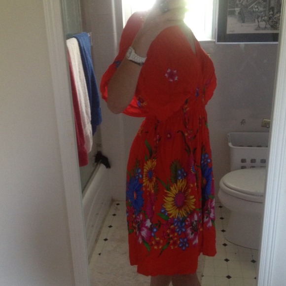 Sold in bundle!  Sunflowers and kimono dress:) - Picture 2 of 2