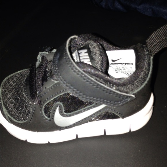 ✳️✳️✳️SOLD✳️✳️✳️Authentic infant Nike frees