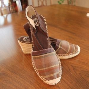 Brand new brown sandals