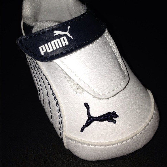 SOLD******Infant crib pumas