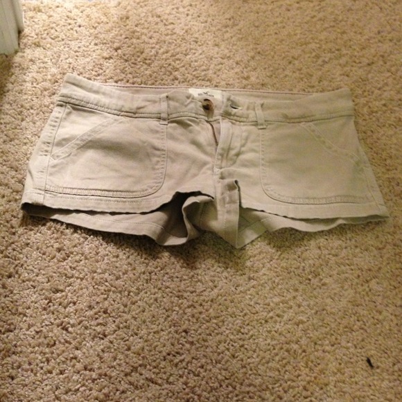 💢Sold!💢Hollister shorts
