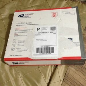 🌼🌼🌼SOLD🌼🌼🌼Packaging for Trade for QBIRD