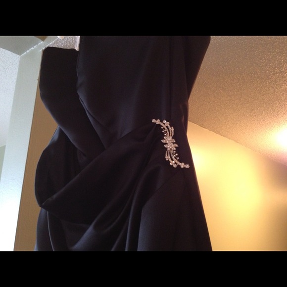 Prom, formal or brides maid dress. BEAUTIFUL!!!