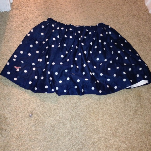 💢SOLD💢Hollister skirt