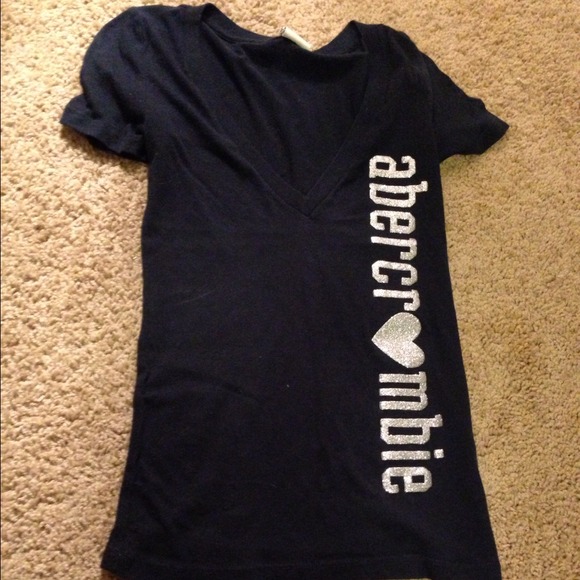 💢Sold!💢Abercrombie and Fitch t-shirt