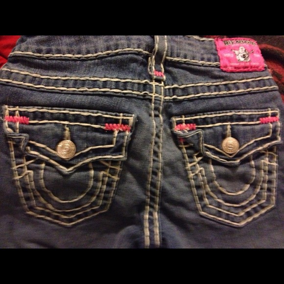 True religion super t size 25 hot pink accents