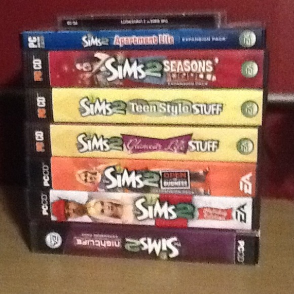 Lot of sims 2 games.