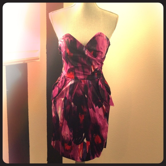 S🚫LD Purple/Red Strapless