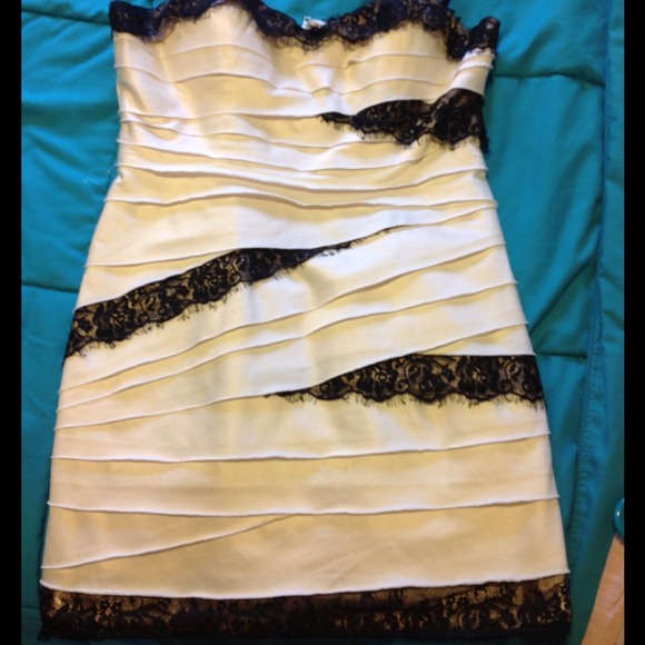 Bebe sexy white and black lace dress