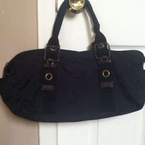GAP. Black nylon purse.