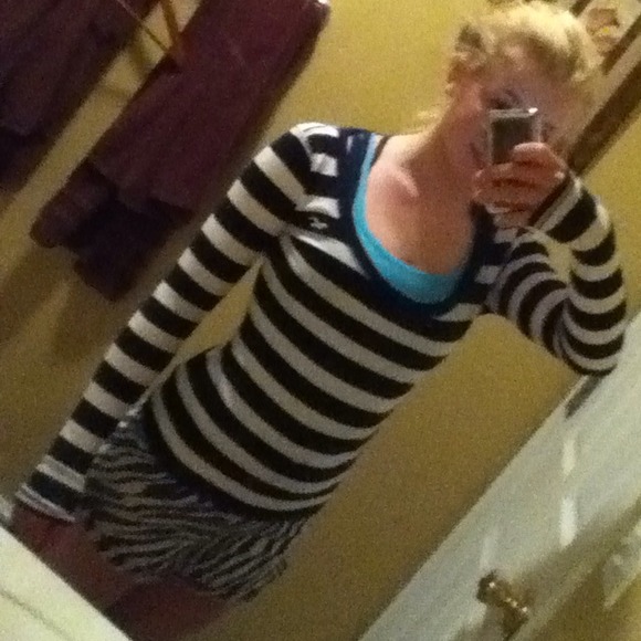 Navy blue and white striped hollister shirt - Picture 1 of 3