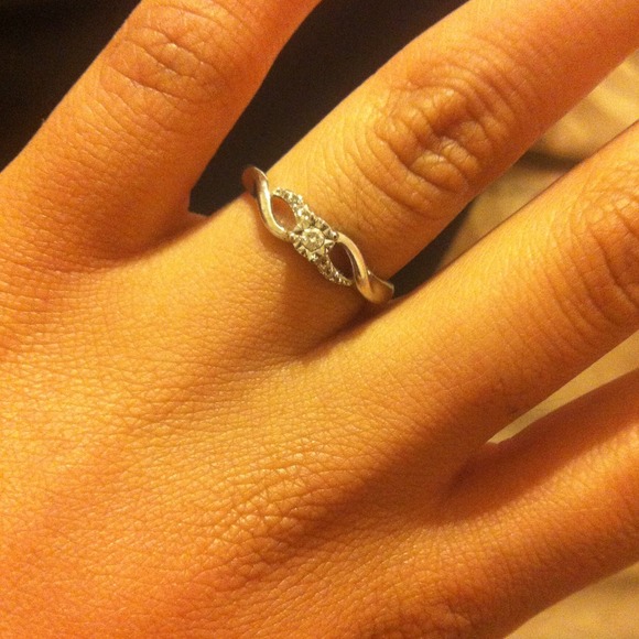 Diamond ring