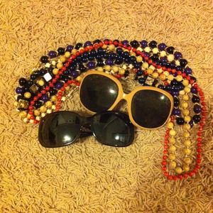 5 bead necklaces and 2 sunglasses