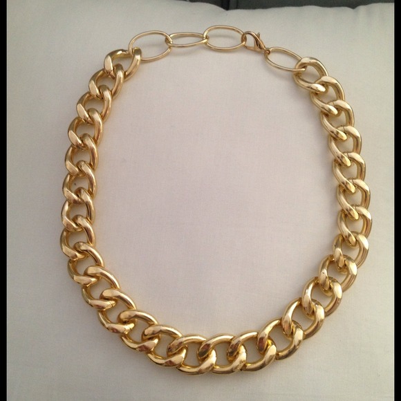 🚫SOLD🚫Chunky chain link necklace - Picture 3 of 3