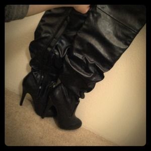 Cute leather boots!
