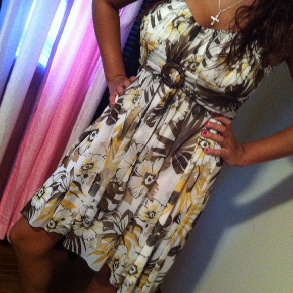 👗REDUCED👗SOLD