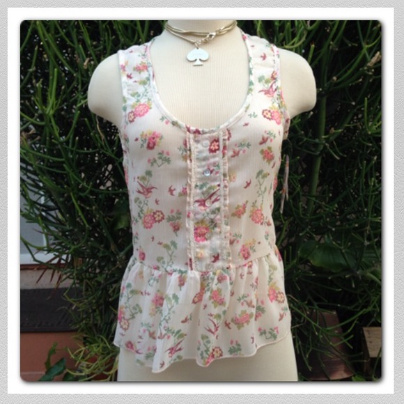 🔴TRADED🔴American Rag Floral Top