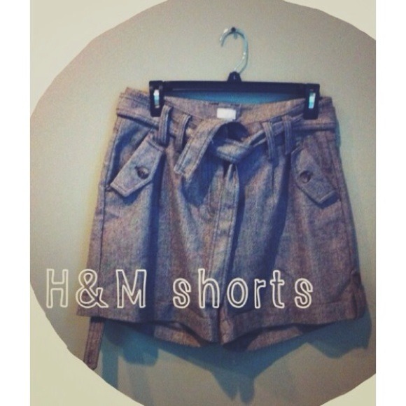 SOLD. HOST PICK🎉💓autumn shorts.
