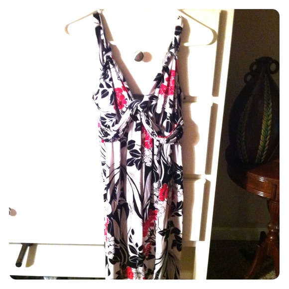 Floral summer dress.