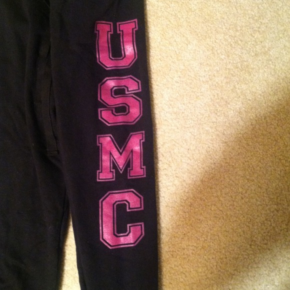 ❌SOLD IN BUNDLE❌ - Picture 2 of 3