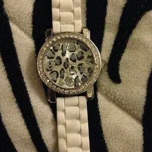 Leopard watch