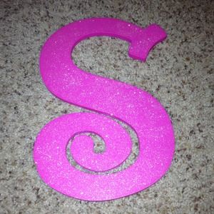 Decorative glitter "S"