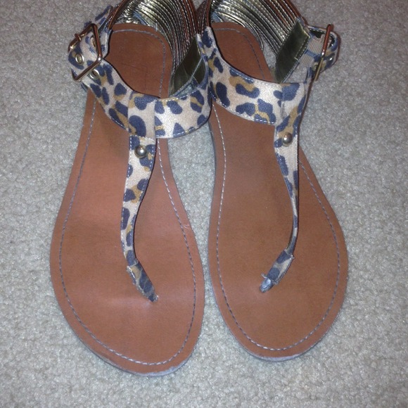 Cheetah sandles