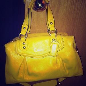 TRADED Coach Ashley leather satchel sunflower