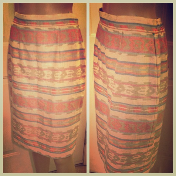 ⚠️SOLD⚠️Vintage Aztec